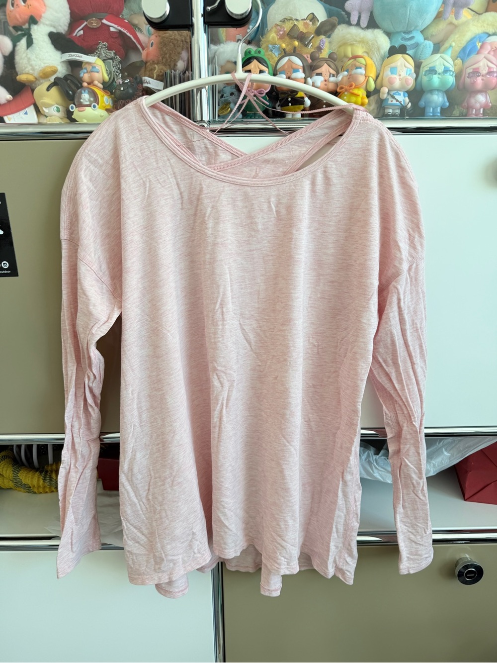 Lululemon Women’s Lightweight Long-Sleeve Top - Pale Pink